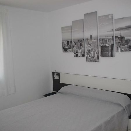 Bungalow Zenia Boulevar Villa Villamartin  Bagian luar foto