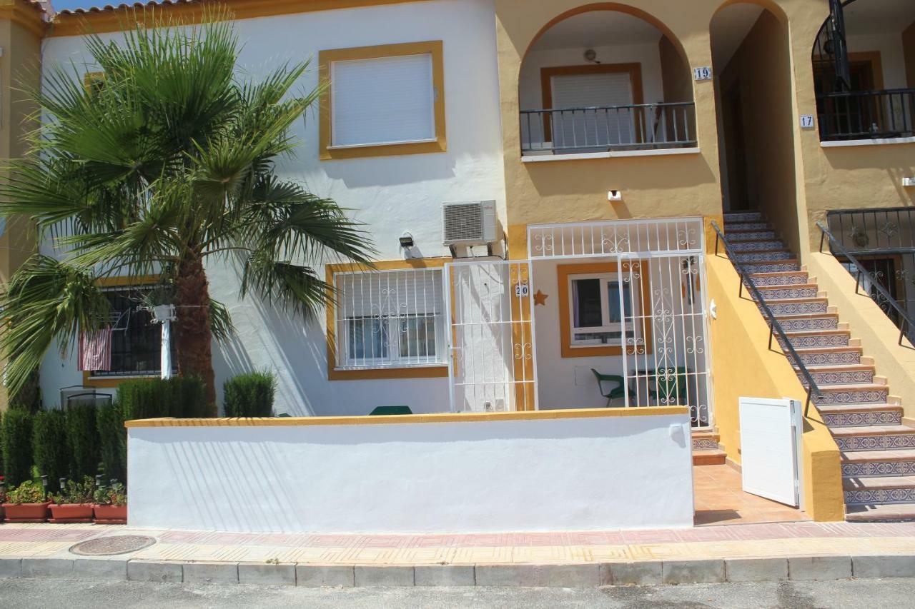 Bungalow Zenia Boulevar Villa Villamartin  Bagian luar foto
