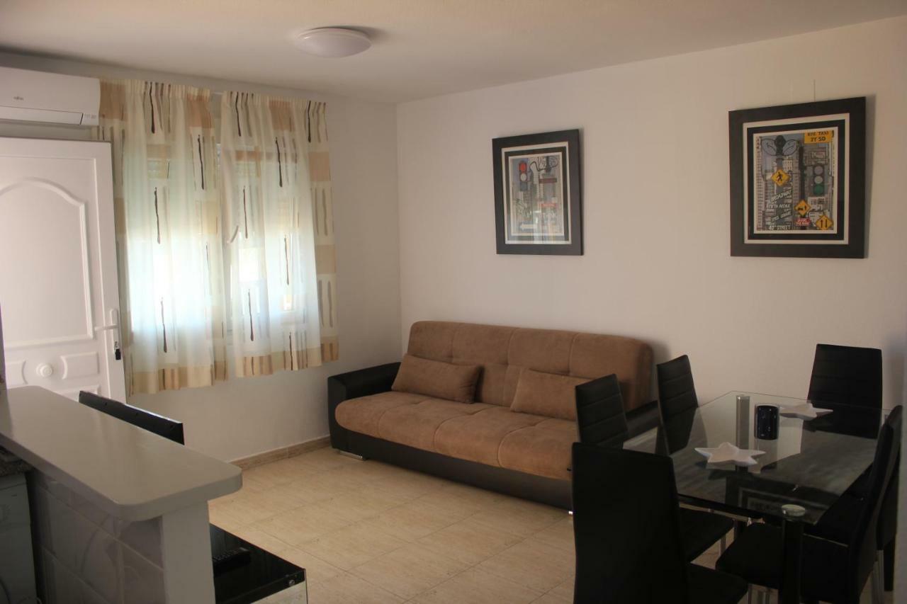 Bungalow Zenia Boulevar Villa Villamartin  Bagian luar foto